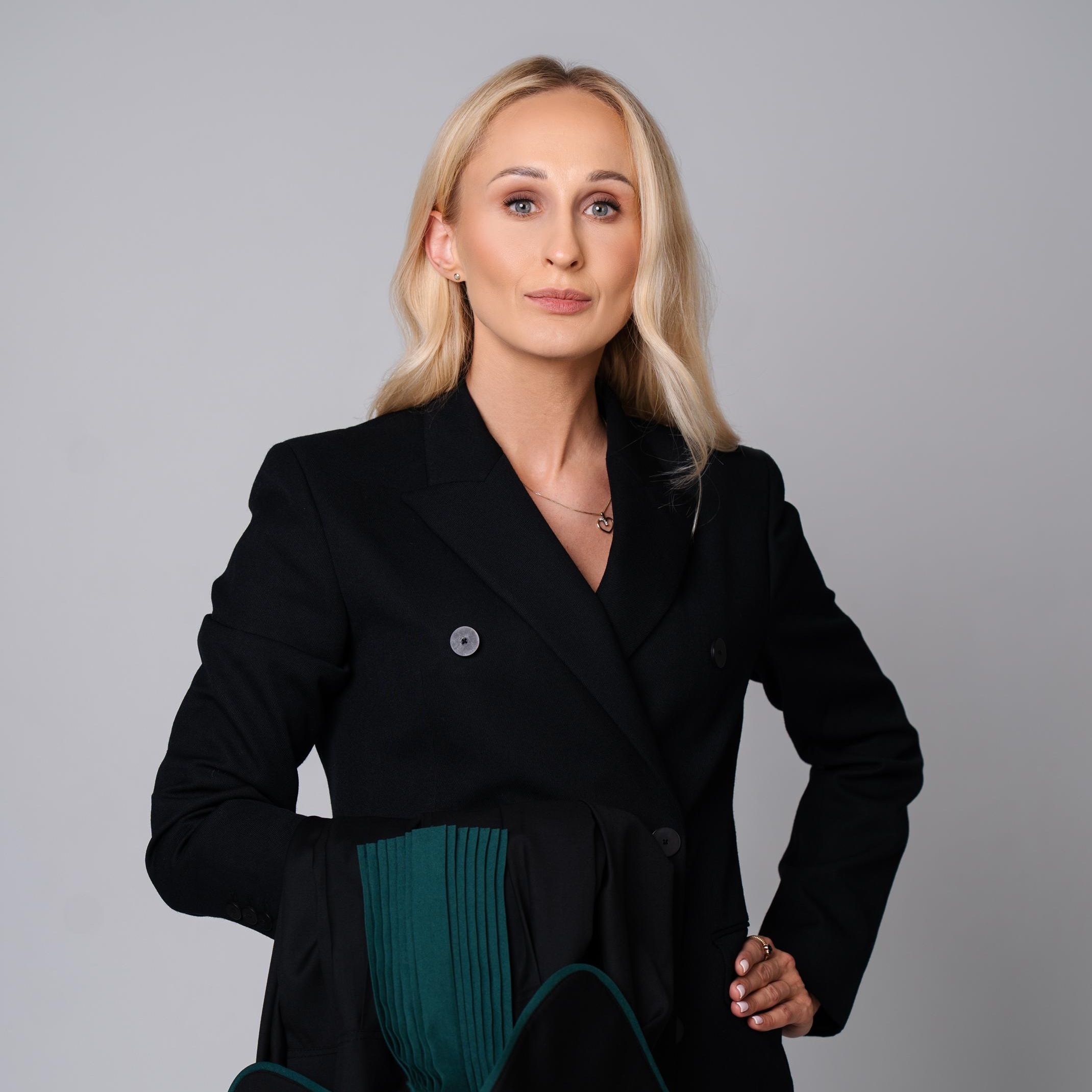 Adwokat Patrycja Stolarczyk - Specjalistka prawa rodzinnego i mediator w Warszawie